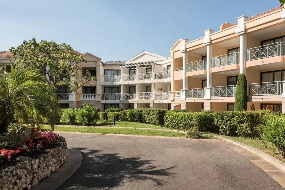 Beautiful Garden Apartment Cote D'Azur Кан Екстериор снимка